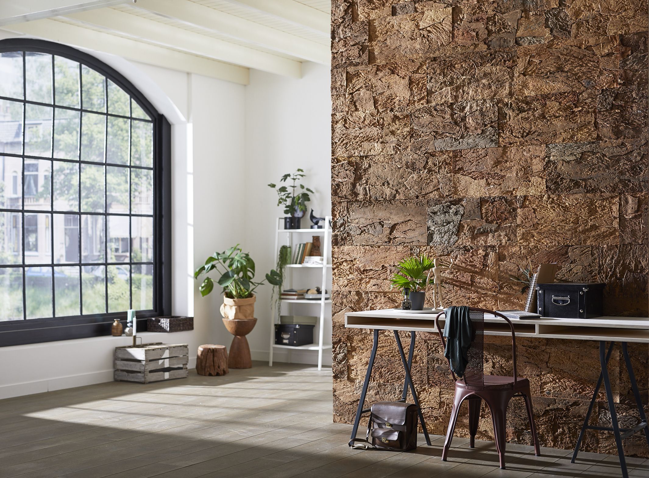 Si estás considerando emprender un proyecto de obra en Almagro no dudes en contactarnos para obtener más información y para programar una consulta con nuestro equipo de expertos. Estamos aquí para ayudarte a convertir tus ideas en realidad y para asegurarnos de que tu proyecto de obra se lleve a cabo con éxito y eficiencia.